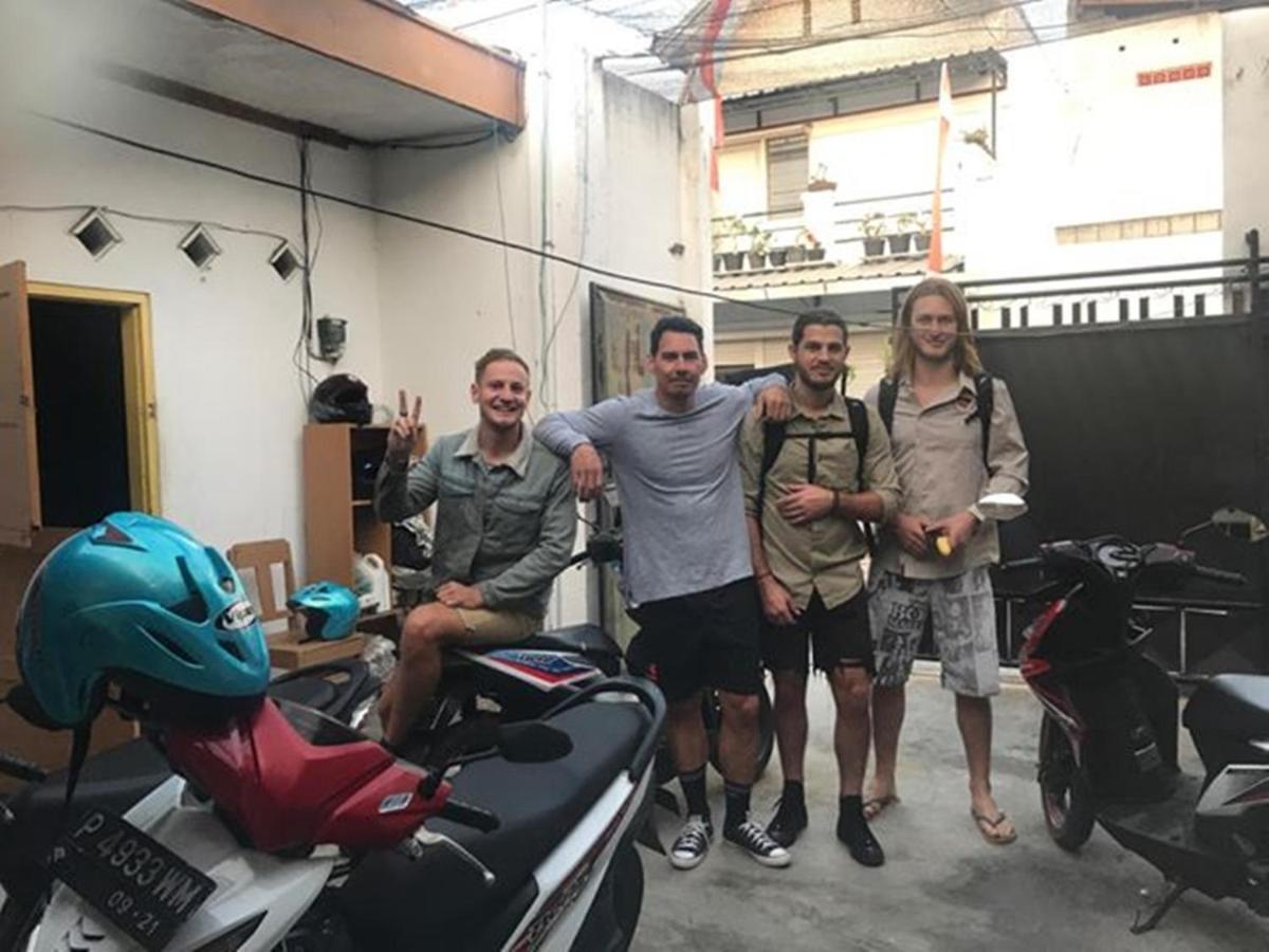 Thalia Homestay & Ijen Bromo Tour Banyuwangi  Exterior foto