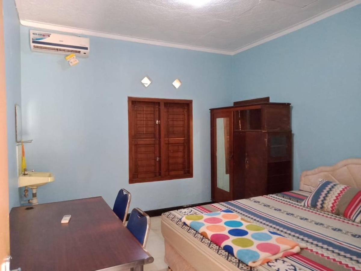 Thalia Homestay & Ijen Bromo Tour Banyuwangi  Exterior foto